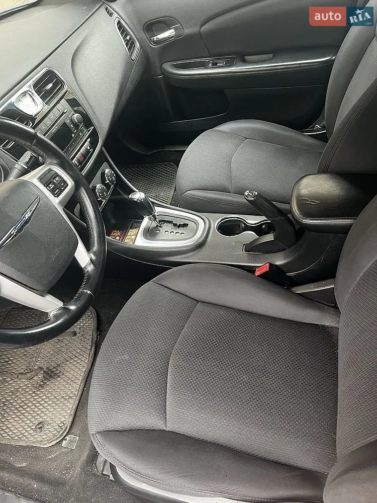 2012 Chrysler 200 - мініатюра 6