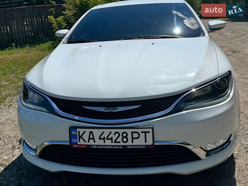 Chrysler 200, фото из объявления