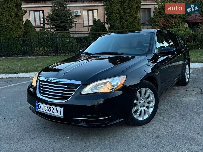 Chrysler 200 2013