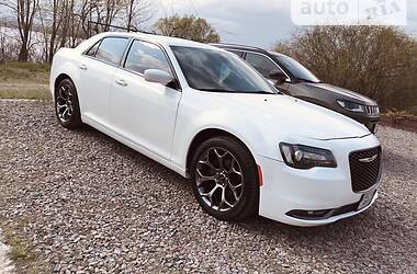 Седан Chrysler 300 S 2015 в Києві