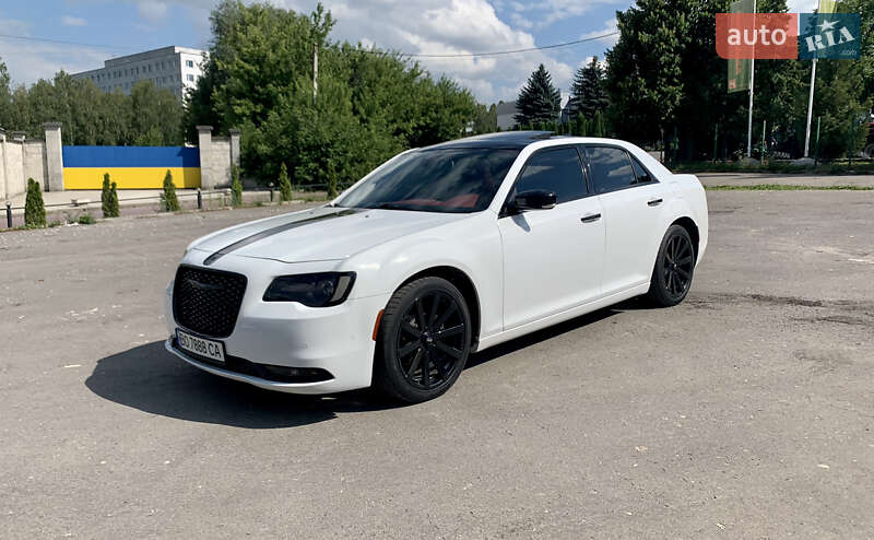 Седан Chrysler 300 S 2018 в Тернополе фото 2 Седан Chrysler 300 S 2018 в Тернополе