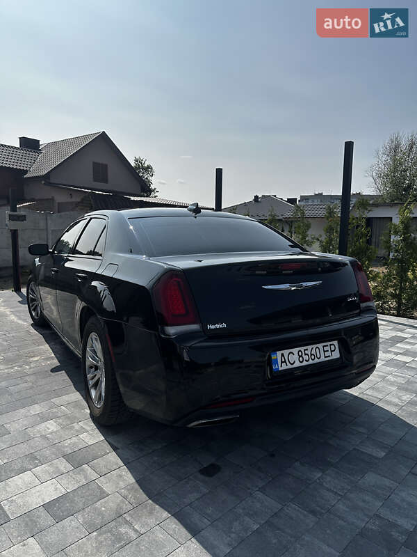 Седан Chrysler 300 S 2015 в Ковеле