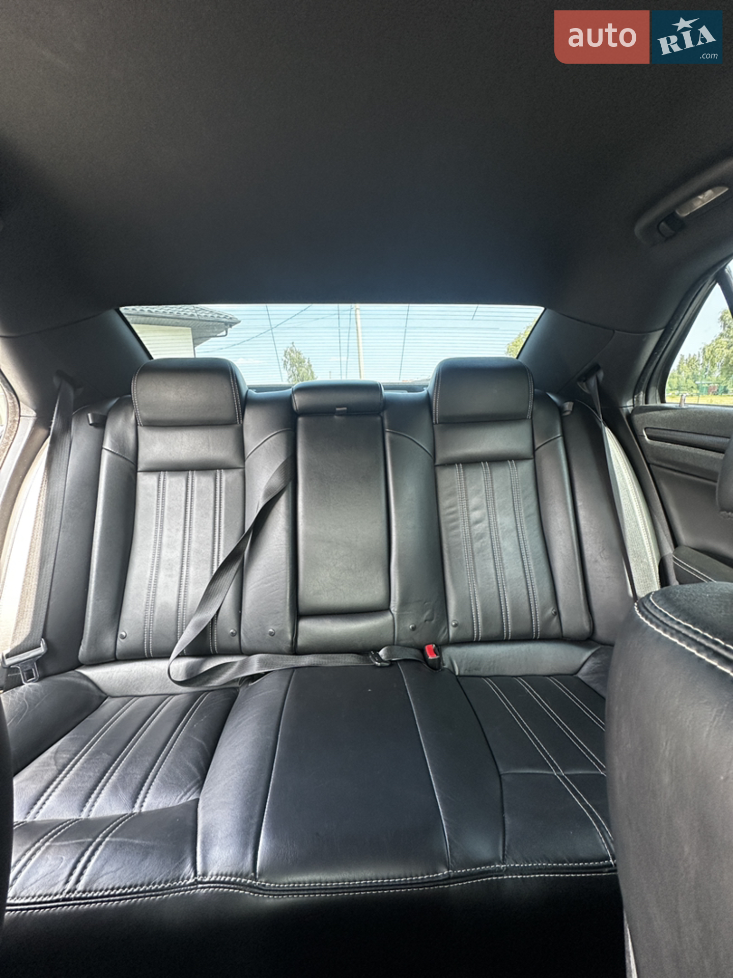 2015 Chrysler 300 - мініатюра 24