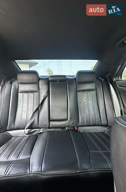 Седан Chrysler 300 S 2015 в 