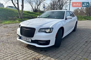 Седан Chrysler 300 S 2022 в Одессе