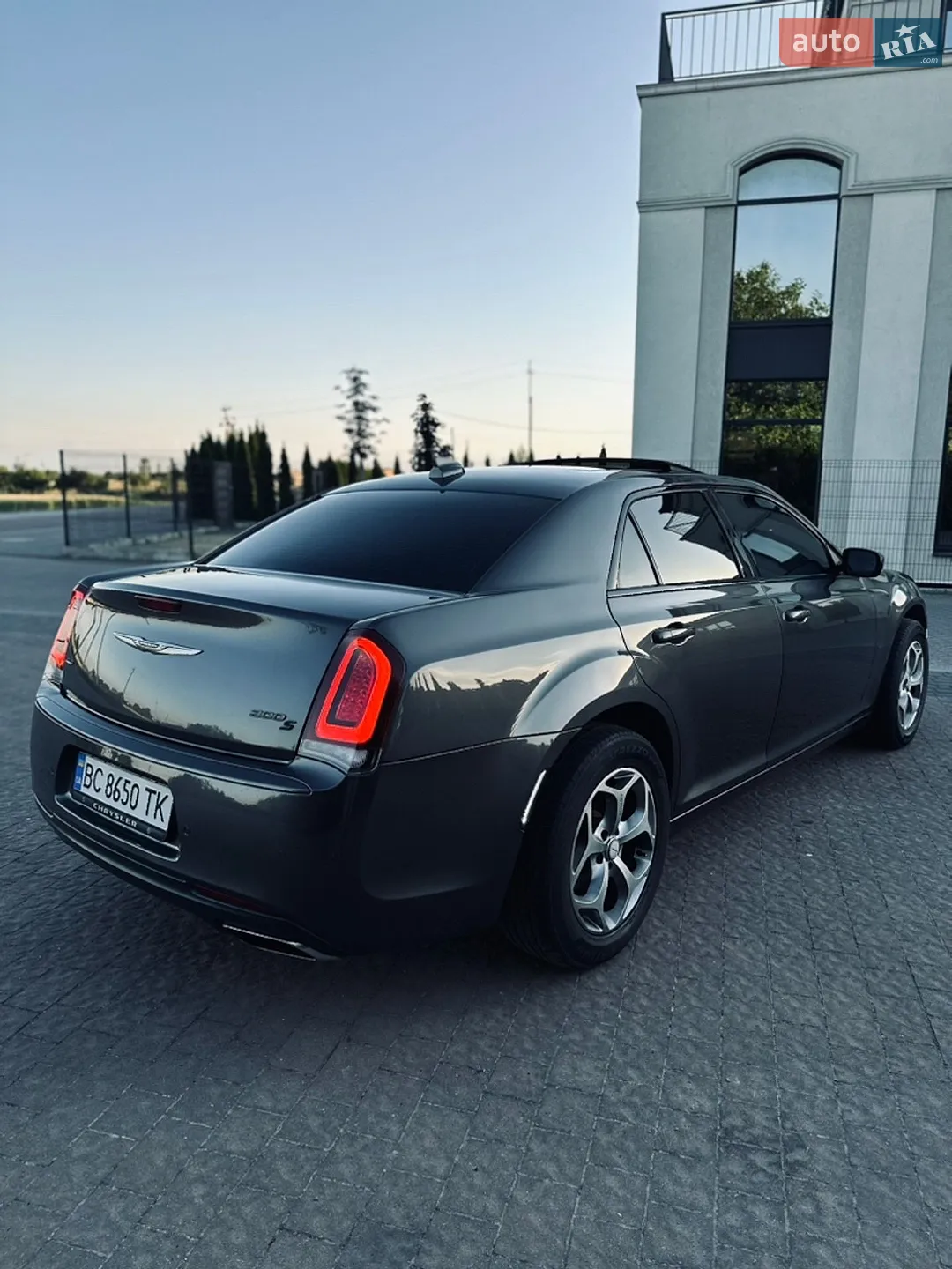 2018 Chrysler 300 - мініатюра 4