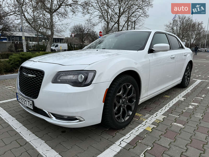 Седан Chrysler 300 2018 в Одессе