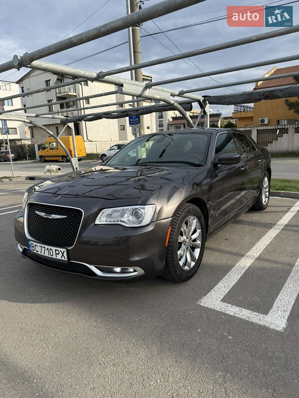 Седан Chrysler 300 2016 в Одессе