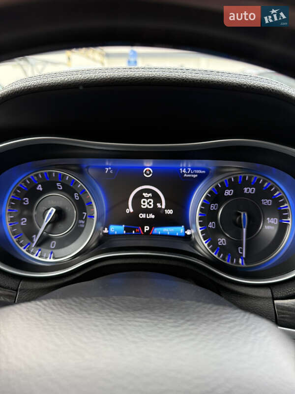 Седан Chrysler 300 2016 в Одессе