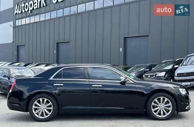 Седан Chrysler 300 2018 в 