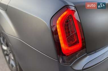 Седан Chrysler 300 2016 в 