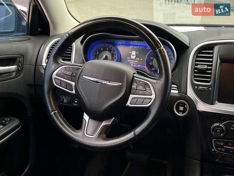 Седан Chrysler 300 2018 в Києві