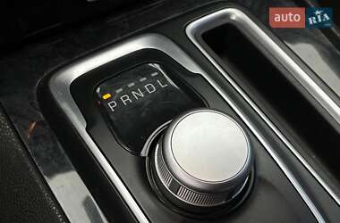 Седан Chrysler 300 2018 в 