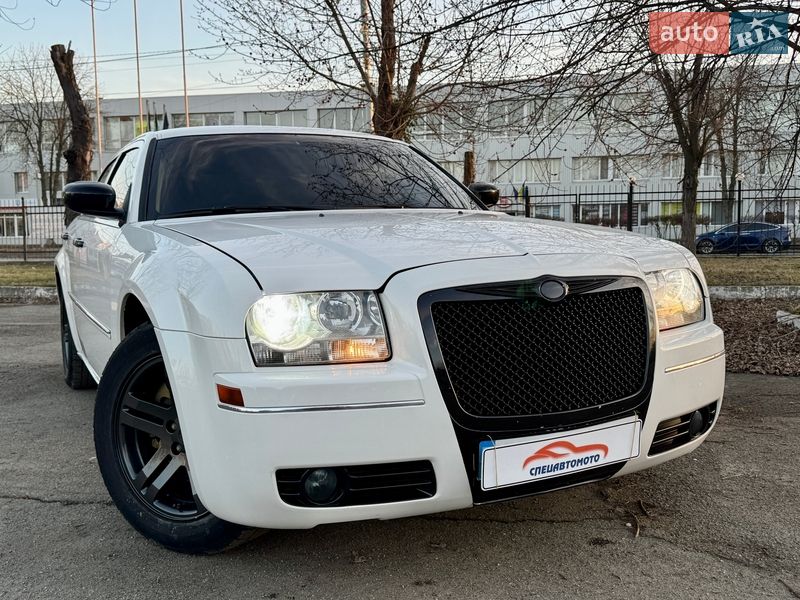 Седан Chrysler 300 2008 в Киеве