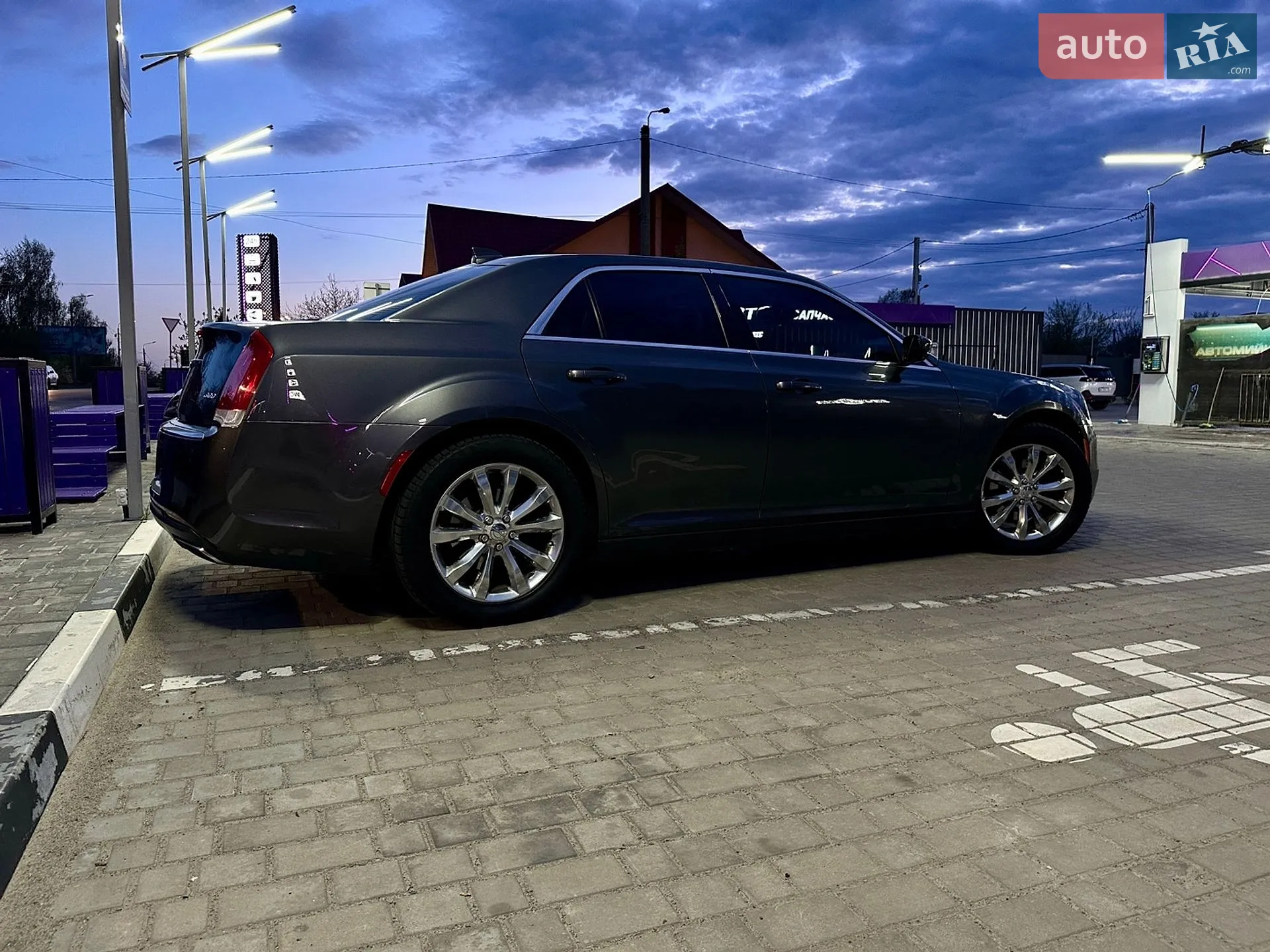2016 Chrysler 300 - мініатюра 15