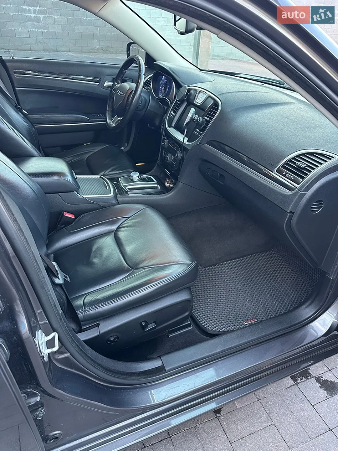 2016 Chrysler 300 - мініатюра 35