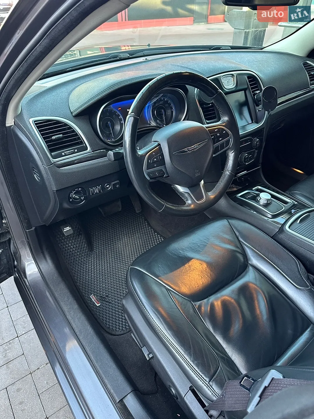 2016 Chrysler 300 - мініатюра 34