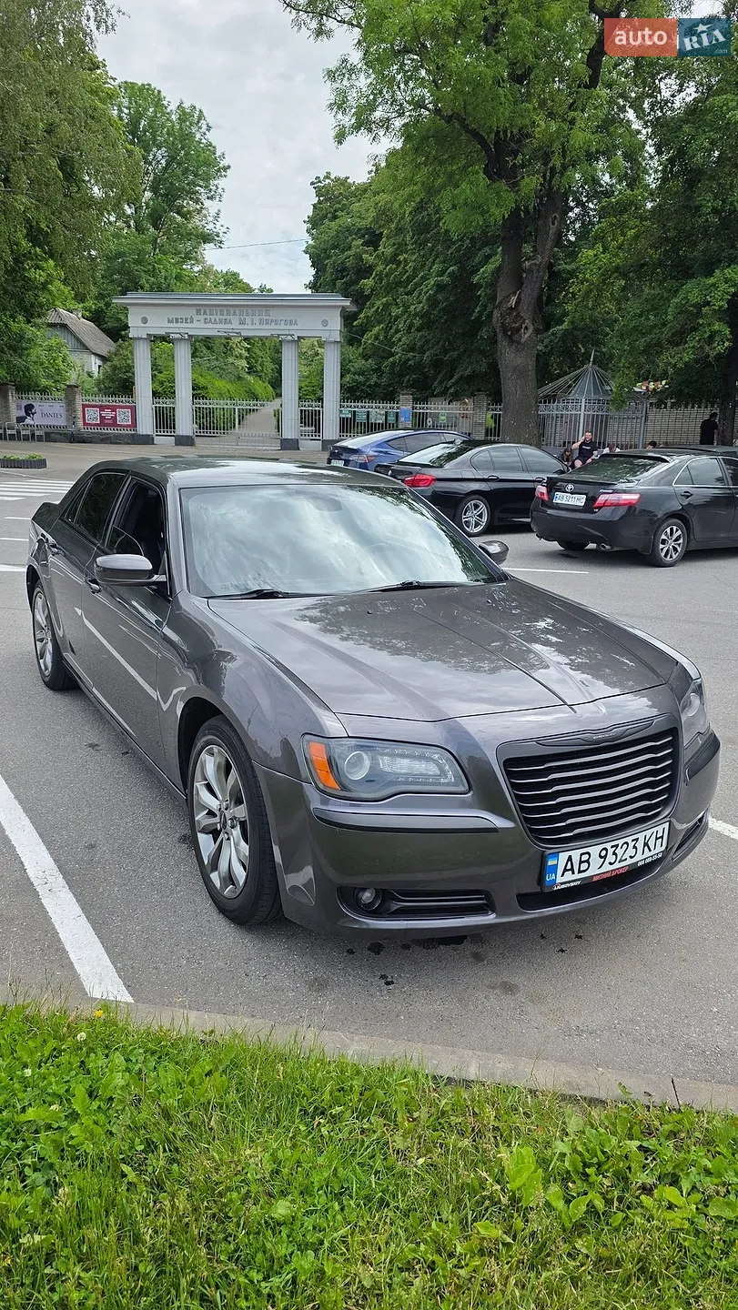 2014 Chrysler 300 - мініатюра 2