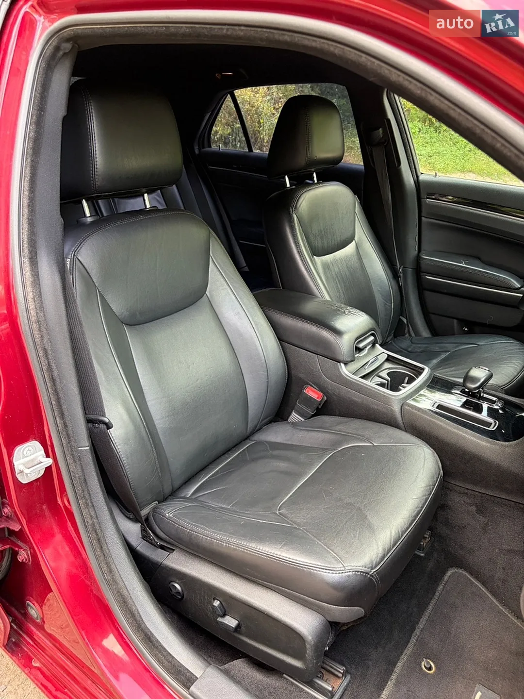 2014 Chrysler 300 - мініатюра 23