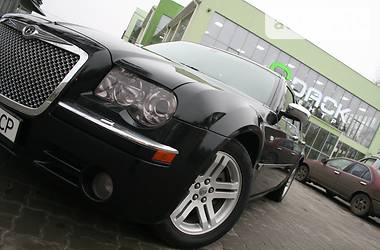 Седан Chrysler 300C 2006 в 