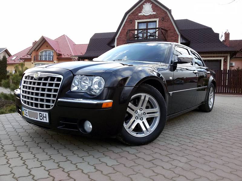 Седан Chrysler 300C 2006 в Черновцах