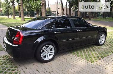 Седан Chrysler 300C 2006 в Харькове