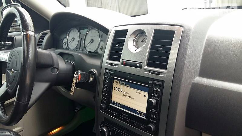 Седан Chrysler 300C 2006 в Киеве фото 3 Седан Chrysler 300C 2006 в Киеве