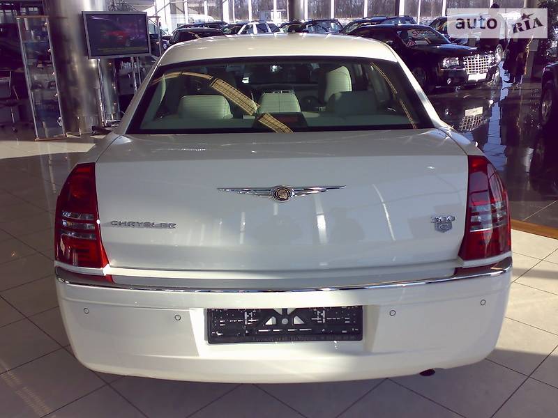 Седан Chrysler 300C 2007 в Києві