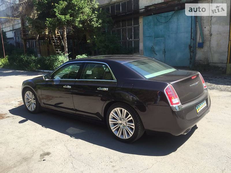 Седан Chrysler 300C 2012 в Хмельницком фото 2 Седан Chrysler 300C 2012 в Хмельницком