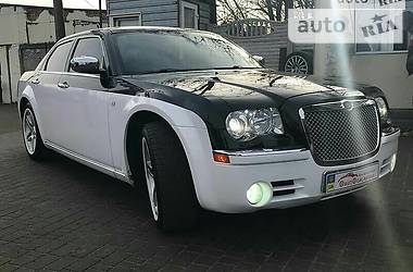 Седан Chrysler 300C 2008 в Ровно