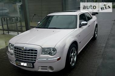 Седан Chrysler 300C 2005 в Киеве