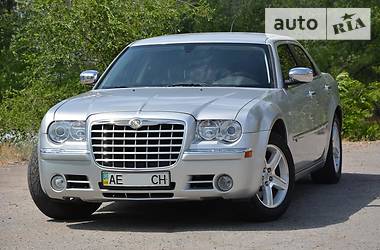 Седан Chrysler 300C 2008 в Днепре