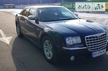 Седан Chrysler 300C 2005 в Киеве