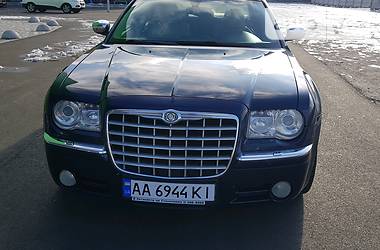 Седан Chrysler 300C 2005 в Киеве