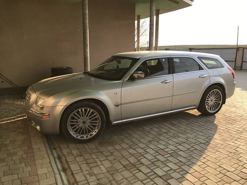 Универсал Chrysler 300C 2007 в Галиче