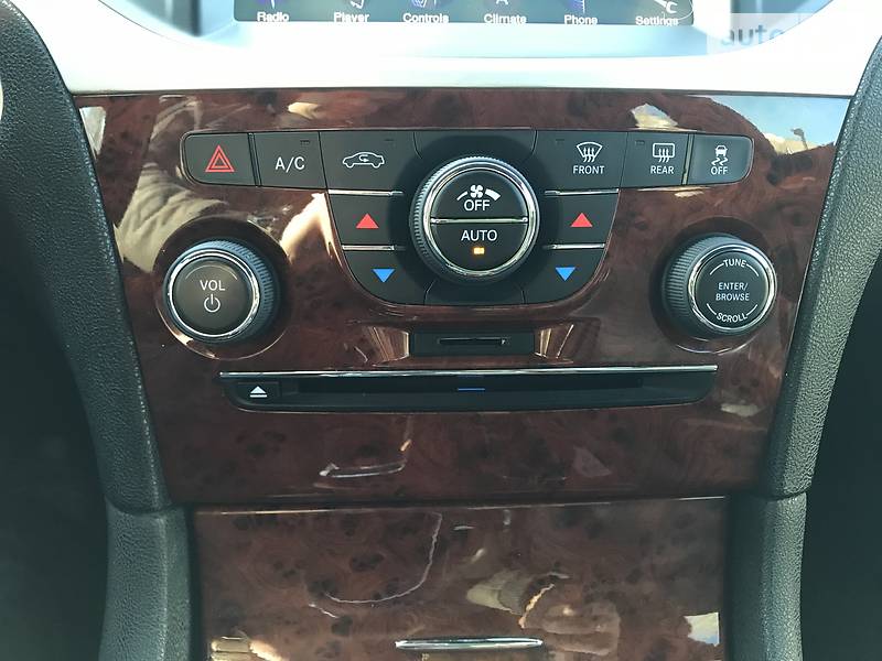 Седан Chrysler 300C 2014 в Одесі