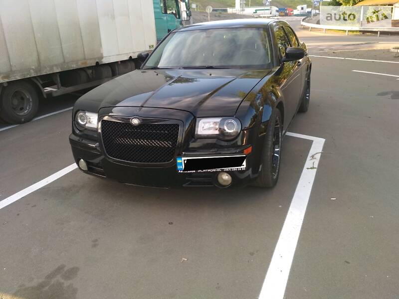 Седан Chrysler 300C 2006 в Киеве