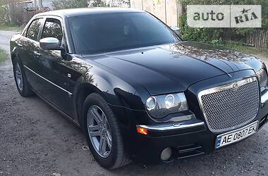 Седан Chrysler 300C 2006 в Днепре