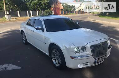 Седан Chrysler 300C 2006 в 