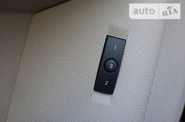 Седан Chrysler 300C 2006 в 