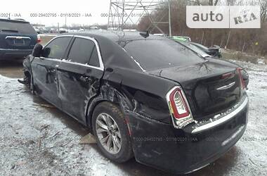 Седан Chrysler 300C 2016 в Одессе