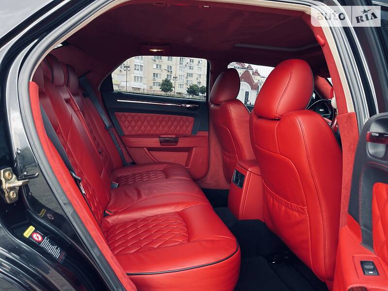Седан Chrysler 300C 2006 в Києві