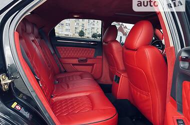 Седан Chrysler 300C 2005 в 