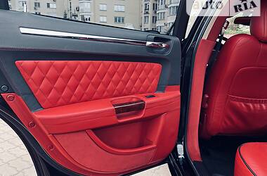 Седан Chrysler 300C 2005 в 