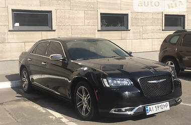 Седан Chrysler 300C 2016 в Киеве