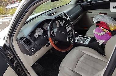 Седан Chrysler 300C 2007 в Днепре