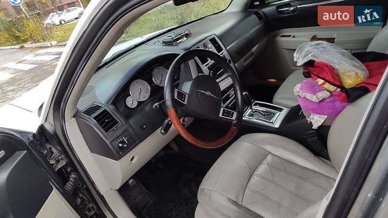 Седан Chrysler 300C 2007 в Дніпрі