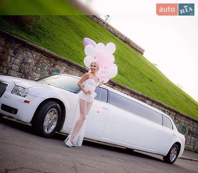 Лимузин Chrysler 300C 2005 в Николаеве фото 8 Лимузин Chrysler 300C 2005 в Николаеве