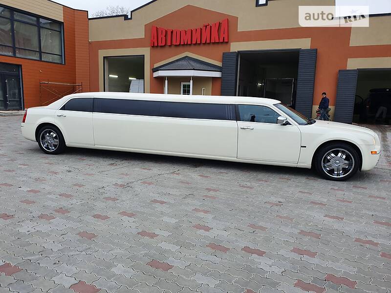 Седан Chrysler 300C 2007 в Черновцах фото 3 Седан Chrysler 300C 2007 в Черновцах