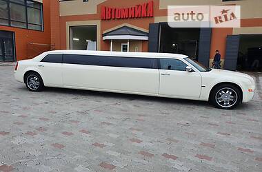 Седан Chrysler 300C 2007 в 